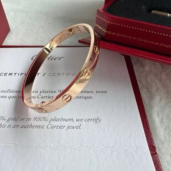 ✅Cartier Love Bracelet Rose Gold  Size 18 - Picture 6 of 6